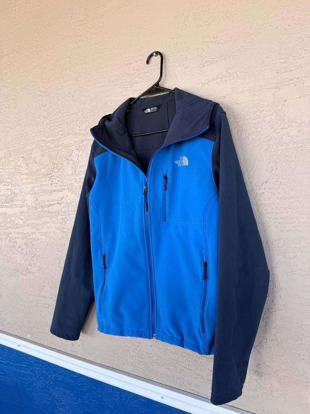 The North Face Softshell Hoodie Jacket, Men's Size S — Blue/Navy Windproof - Picture 2 of 5